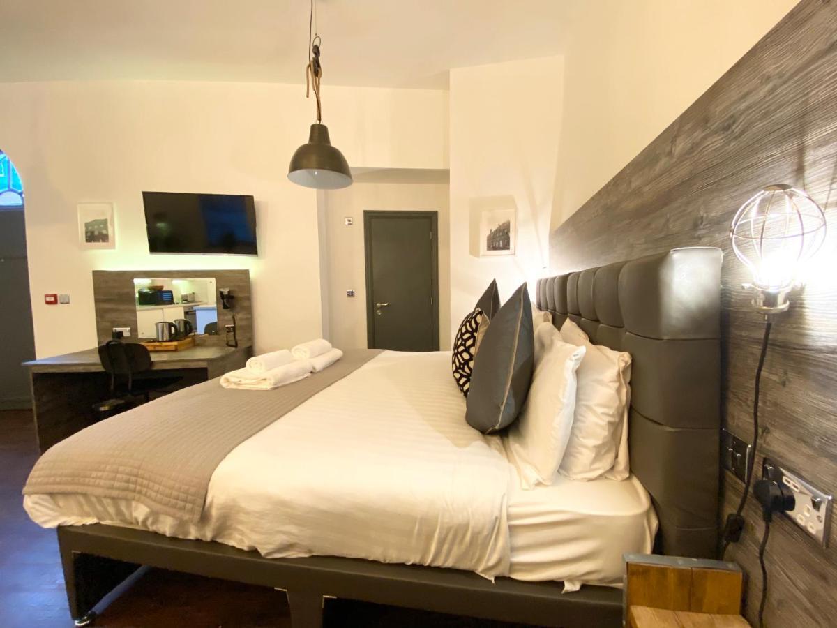 Studio At The Coach House Apartments Leeds  Bagian luar foto