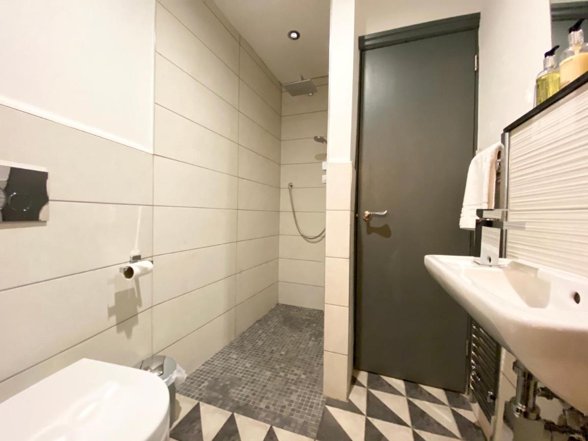 Studio At The Coach House Apartments Leeds  Bagian luar foto