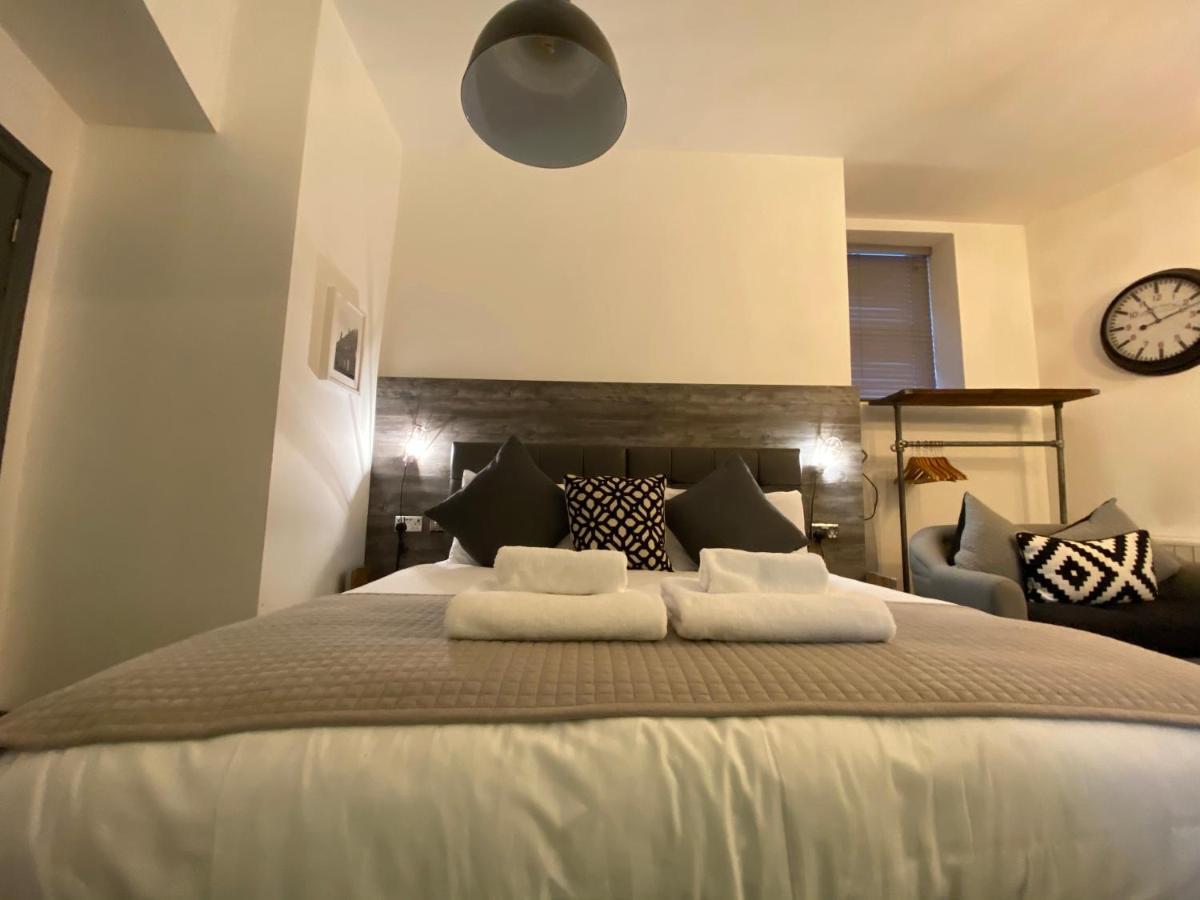 Studio At The Coach House Apartments Leeds  Bagian luar foto