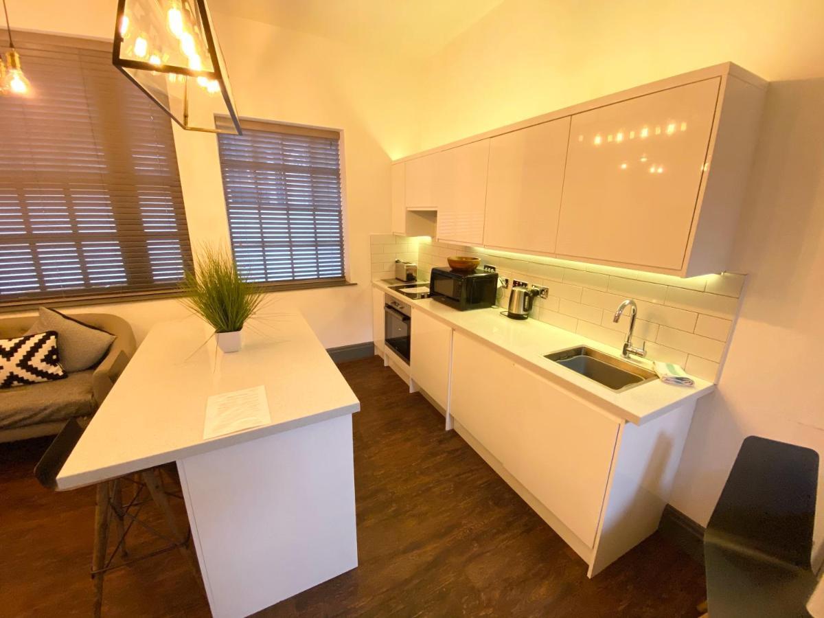 Studio At The Coach House Apartments Leeds  Bagian luar foto