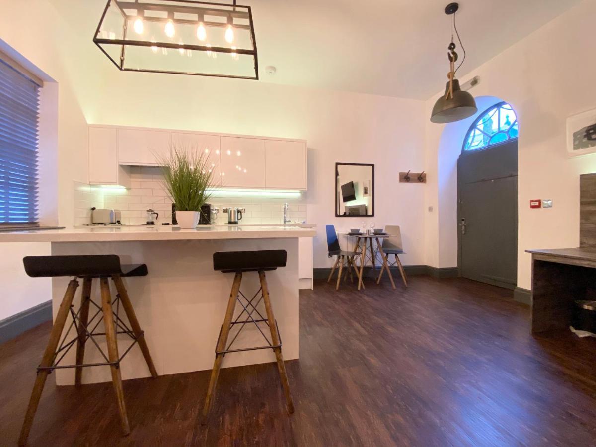 Studio At The Coach House Apartments Leeds  Bagian luar foto